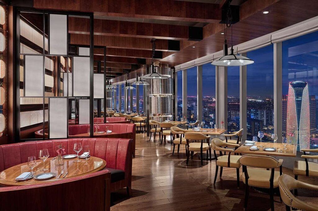 Restaurant in modern hotel in Chengdu